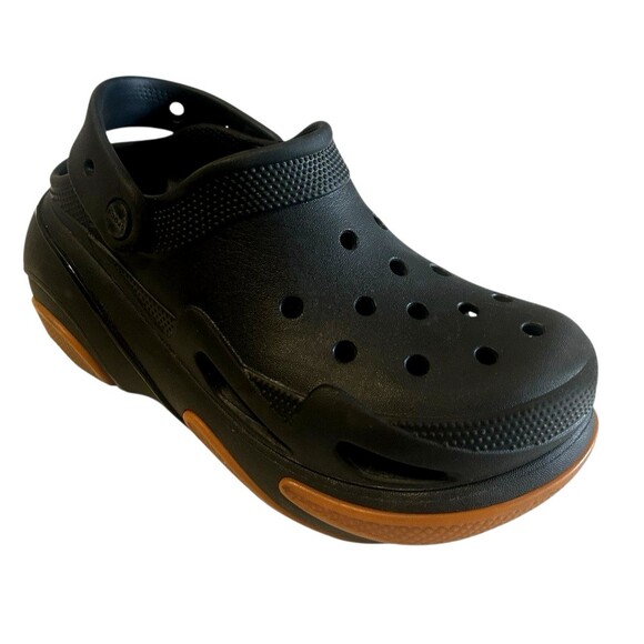 Crocs Bubble Crush Clogs  Black Gum Outsole 210061-0WS  Womens Size 8 - Picture 1 of 14